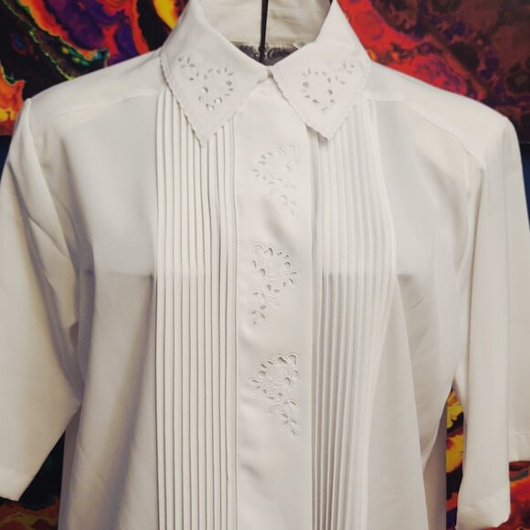 Yves St Clair ~ Sz 10 ~ Vintage Short Sleeve ~ Button Up Blouse ~ NWT - Picture 2 of 12